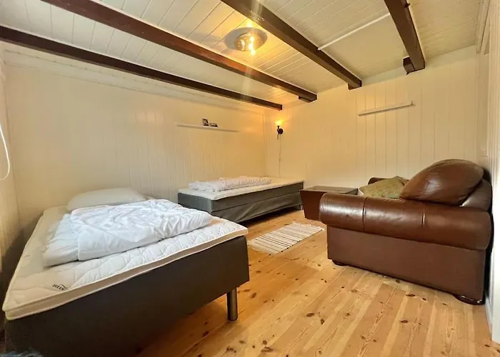 Lofoten Fjord - Kvalvika & Ryten Apartament *