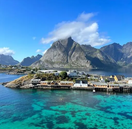 Lofoten Fjord - Kvalvika & Ryten * Skjelfjord
